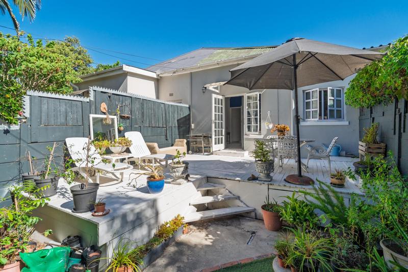 2 Bedroom Property for Sale in Harfield Village Western Cape